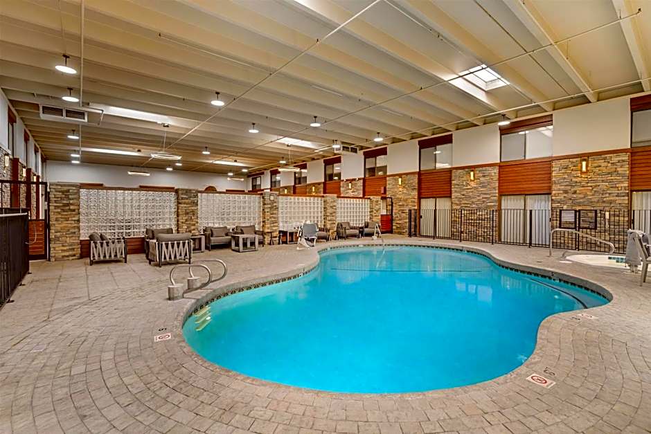 Best Western Plus GranTree Inn