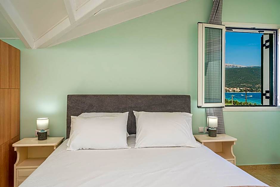 Filalithis Studios & Apartments