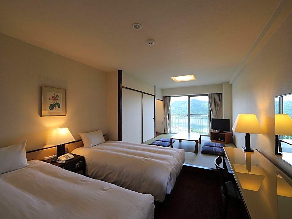 Resorpia Kumihama Resort