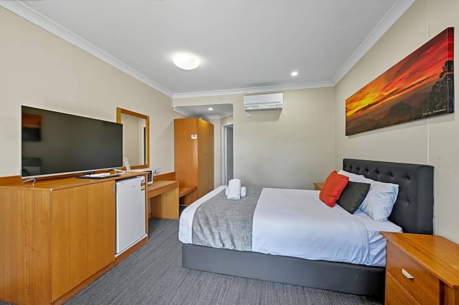 Eastgate on the Range Motel