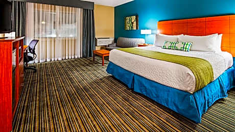 King Room with Sofa Bed and Balcony - Non-Smoking