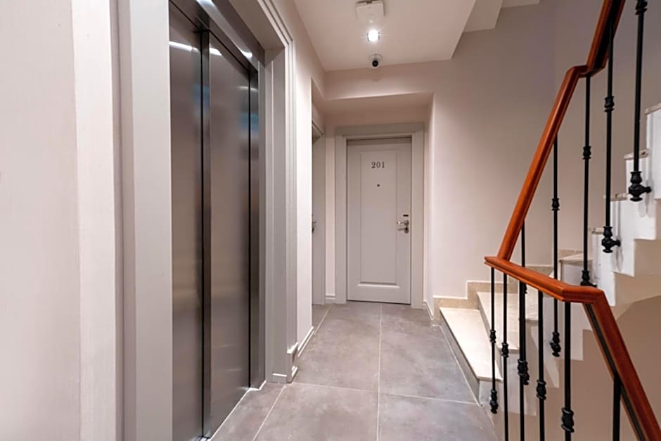 Smart and Simple Hotel Karakoy