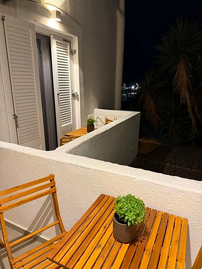 Mellow Paros