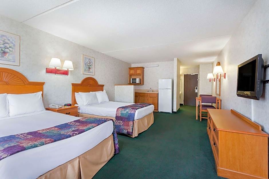 Days Inn & Suites by Wyndham Lexington