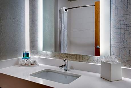 Standard Room with Two Queen Beds