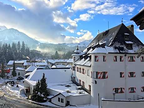 Family Hotel Schloss Rosenegg