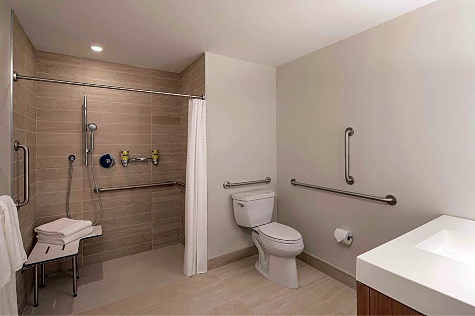 Element Philadelphia Downtown