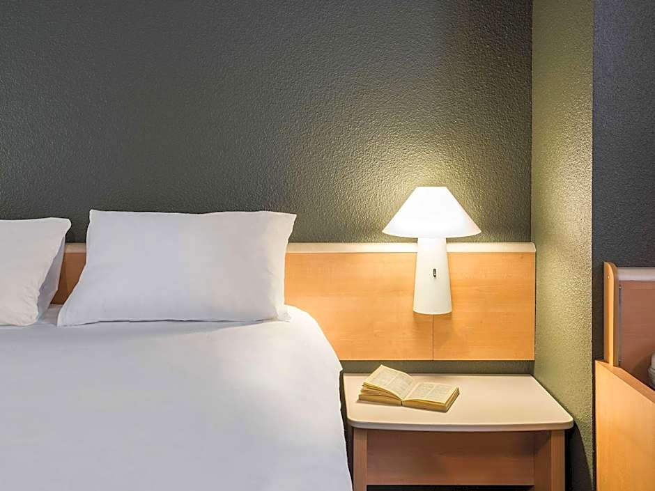 ibis Rennes Cesson