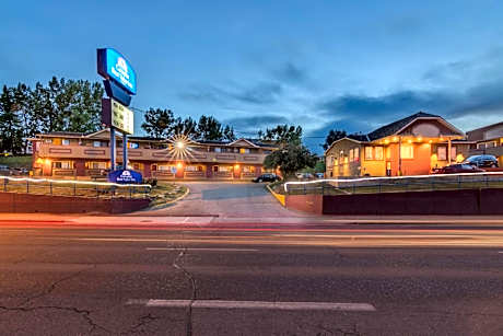 Canadas Best Value Inn Calgary Chinook Station