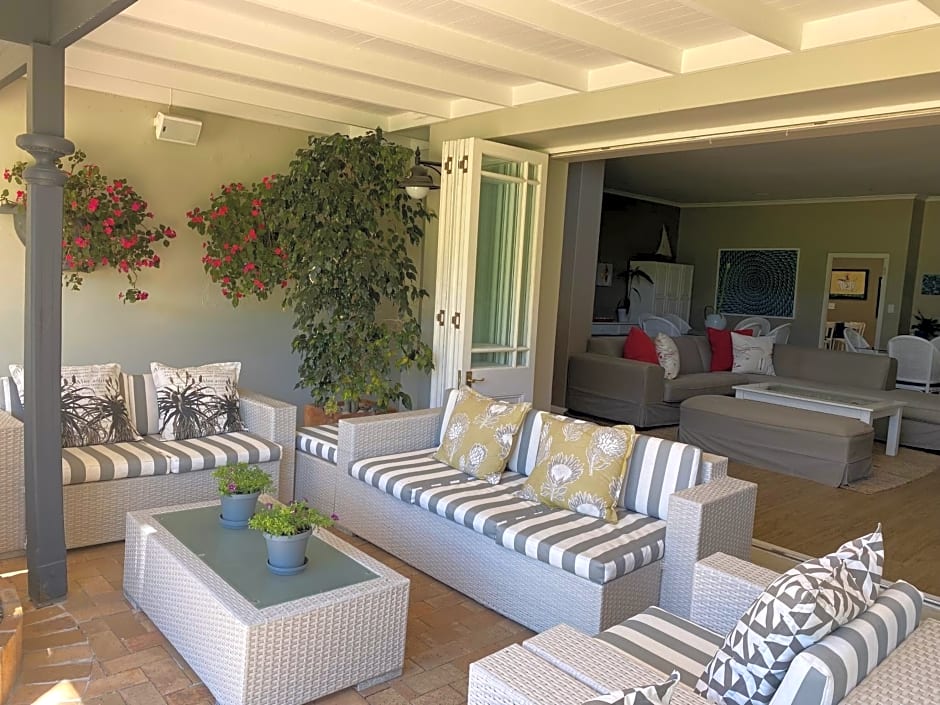 19th Hole Guest Lodge - Golfers paradise