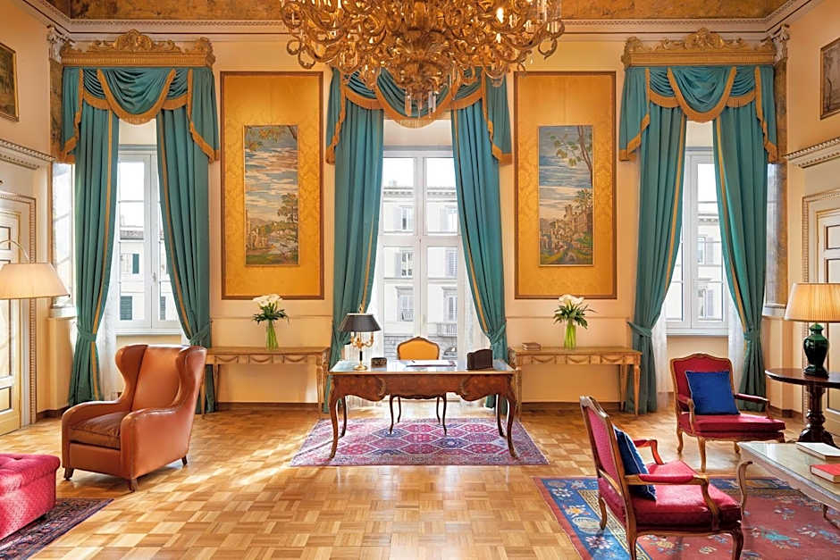 Sina Villa Medici, Autograph Collection
