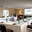 Meadowbrook Inn