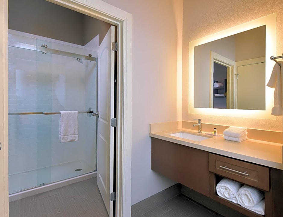 Staybridge Suites By Holiday Inn Wisconsin Dells - Lake Delton By IHG