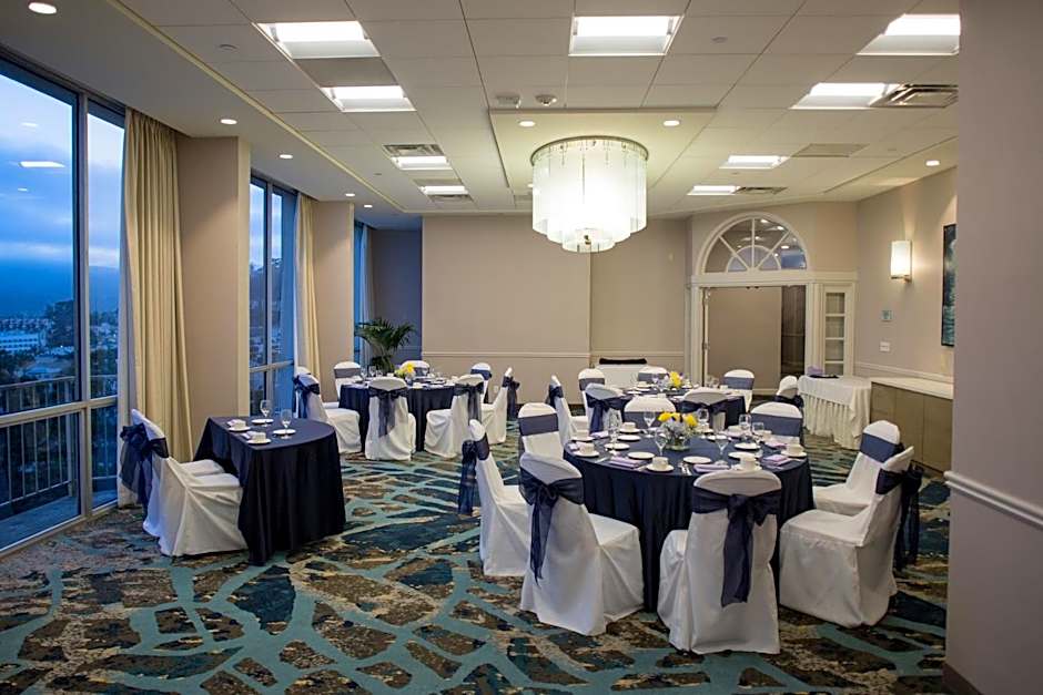 Crowne Plaza Ventura Beach By IHG