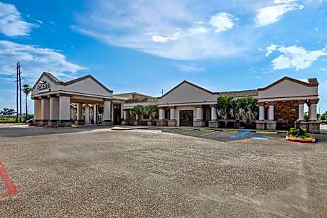Baymont by Wyndham Port Arthur/Groves Area