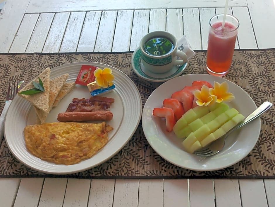 The Green Zhurga Suites