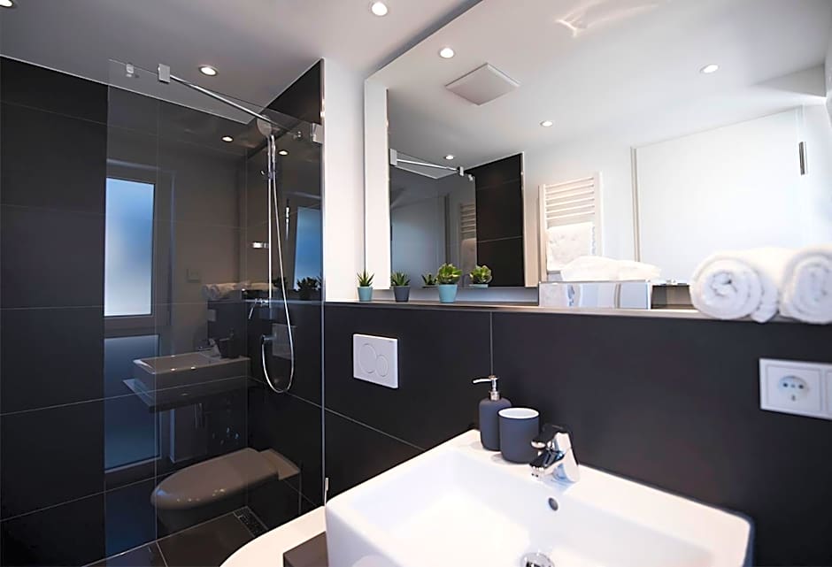 Mood contemporary living