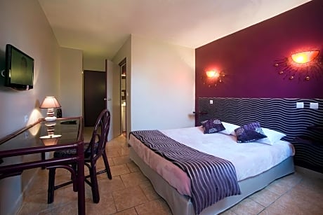Twin Room with Bath