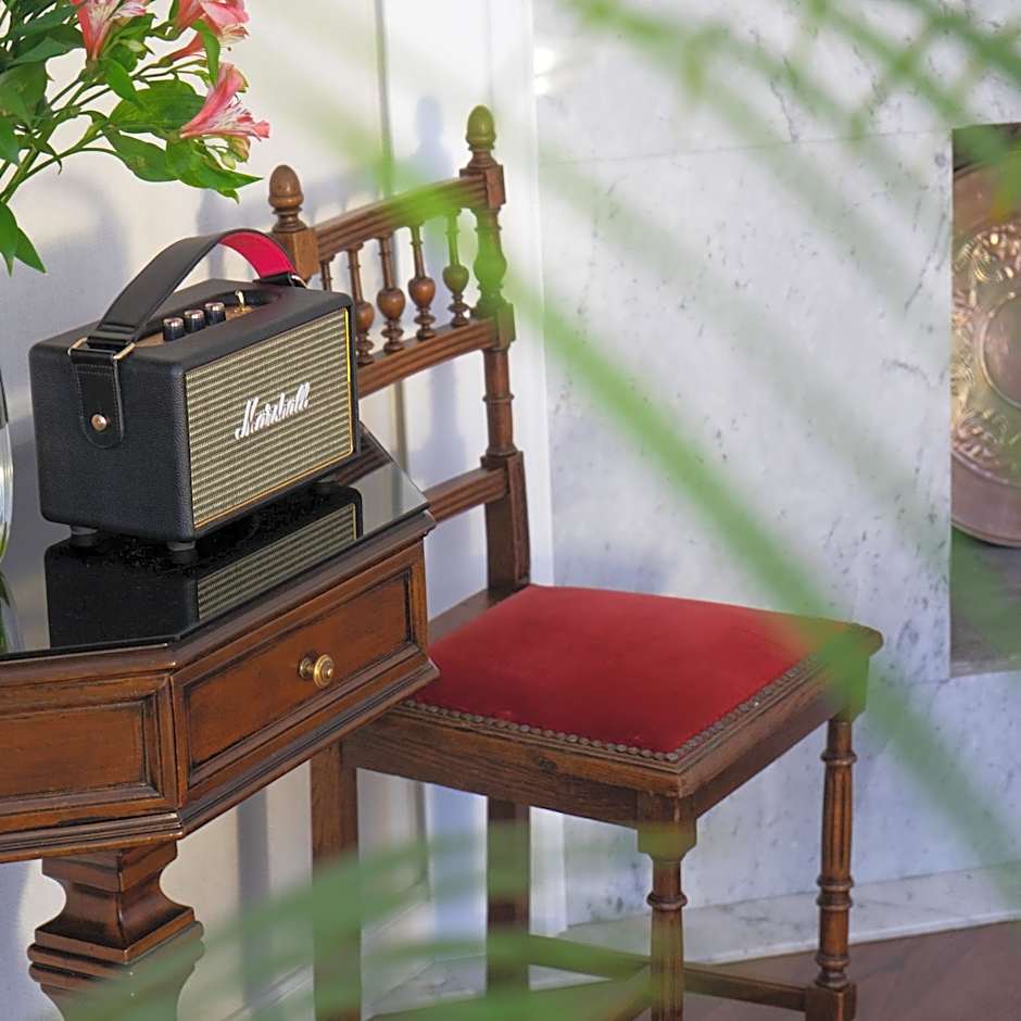 TIFLIS OPERA Aparthotel