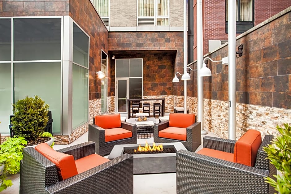 Hilton Garden Inn West 35th Street