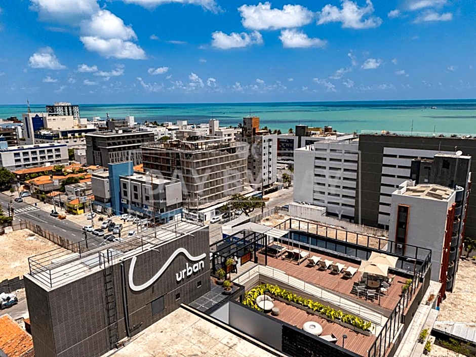 Urban 750 by Day by Day