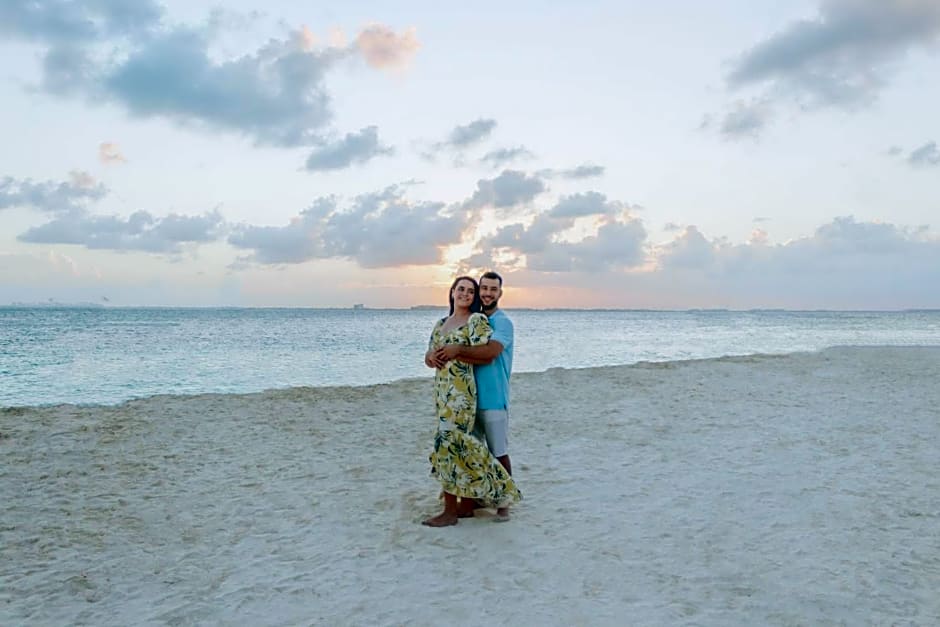 Ixchel Beach Hotel