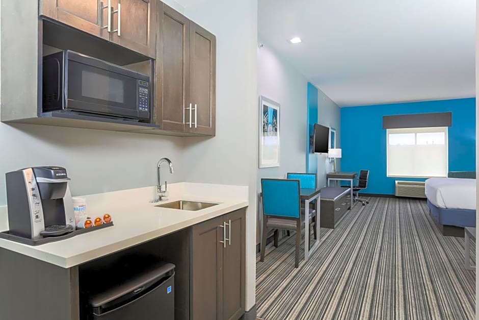 Holiday Inn Express & Suites Houston SE - Airport Area By IHG