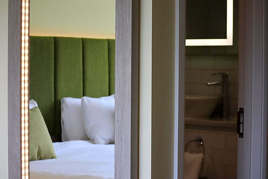 Hellidon Lakes Hotel