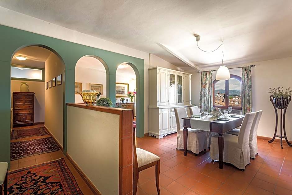 Casa Baino in Lucca With 2 Bedrooms and 1 Bathrooms