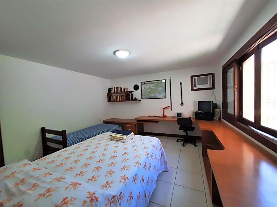 3Suítes, piscina e vista do mar em condomínio pé na areia - pátio compartilhado