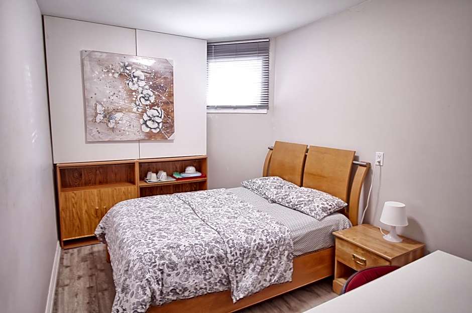 Soho, Comfortable with Free Parking Spot on basement