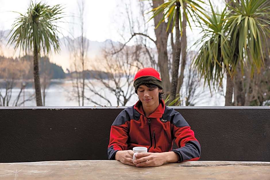 Haka House Queenstown Lakefront