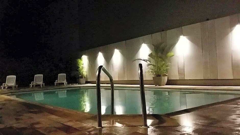 Perto da praia c/ Piscina!