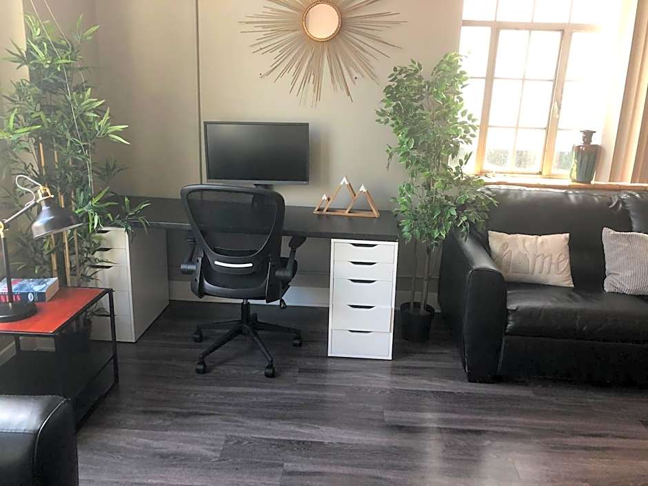 Renu Denver - Relax, Revive, Renew