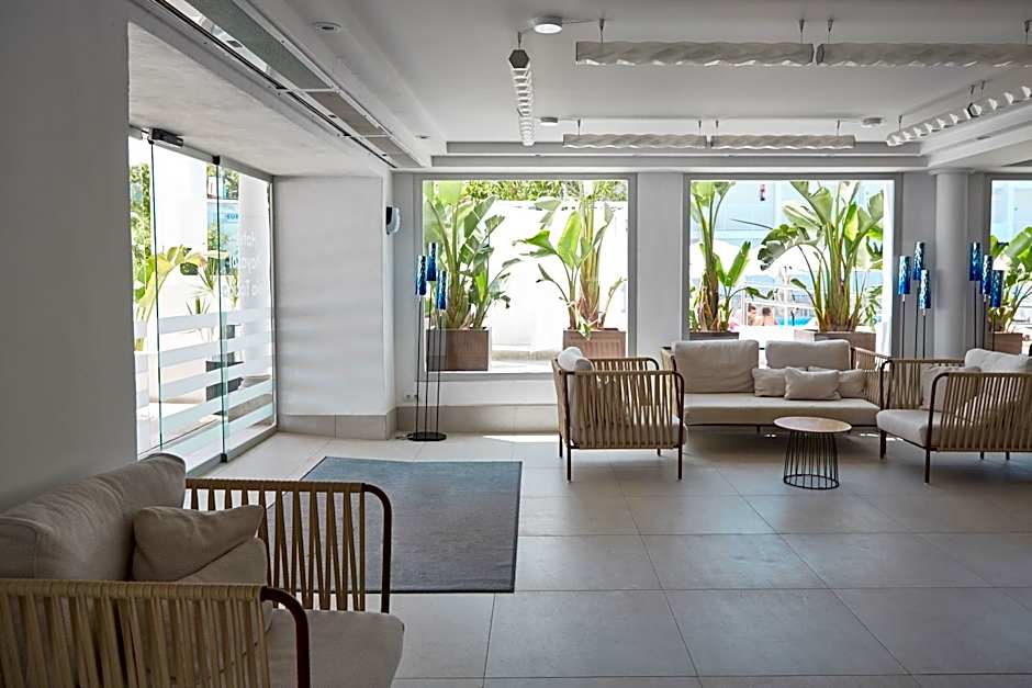 Hotel Playasol Cala Tarida