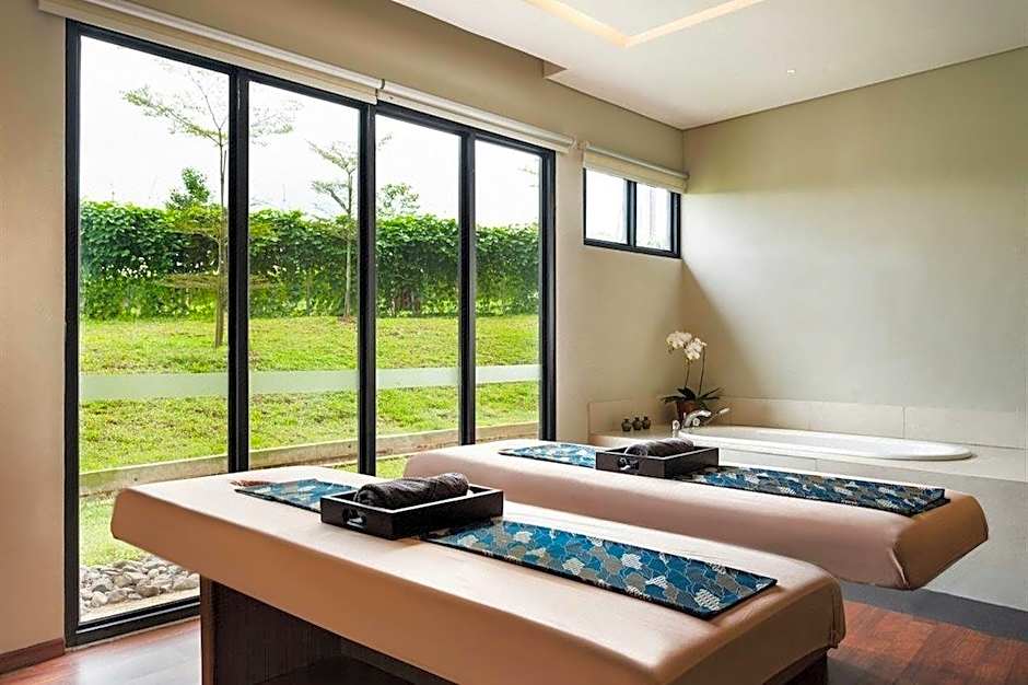 Hotel Santika Premiere Bandara Palembang