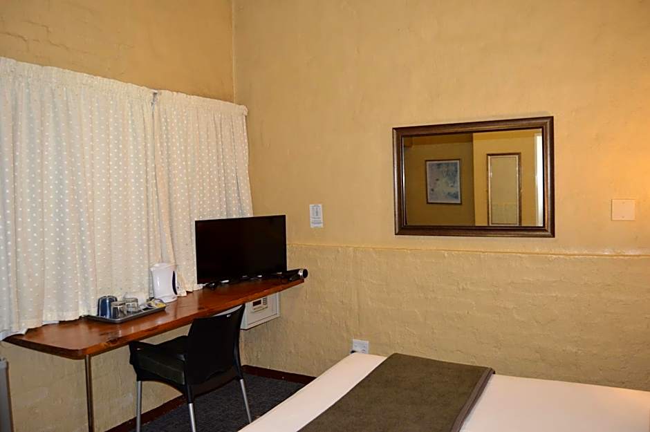 Ascot Inn
