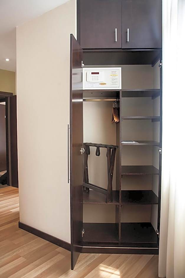 HR Luxor Hotel Buenos Aires