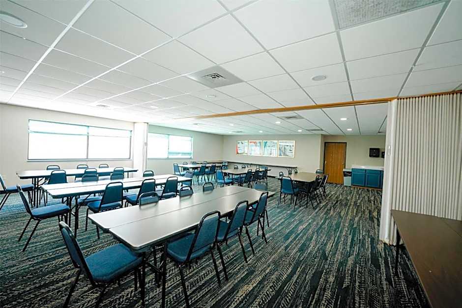 AmericInn by Wyndham Tomahawk