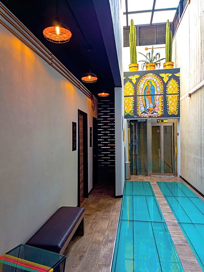 Cadillac Hotel Boutique
