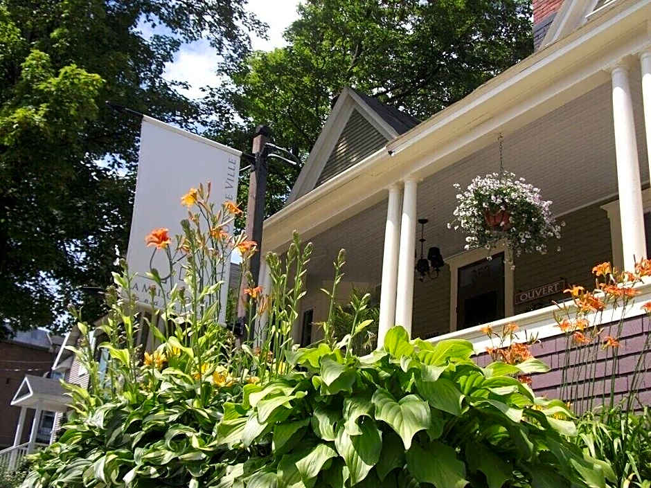 La Maison de Ville - bed & bistro