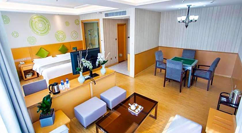 GreenTree Inn Fuyang Linquan County Economic Development Zone Xingye Road Branch