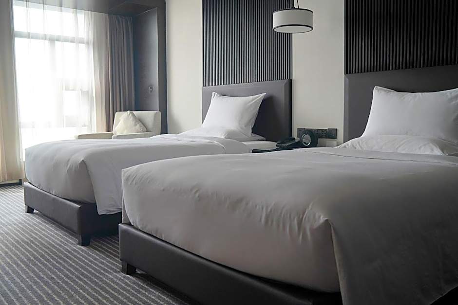 Photo 1 of 8 of Exquisite 2 Beds