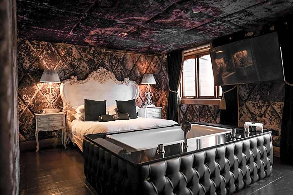 Crazy Bear Stadhampton