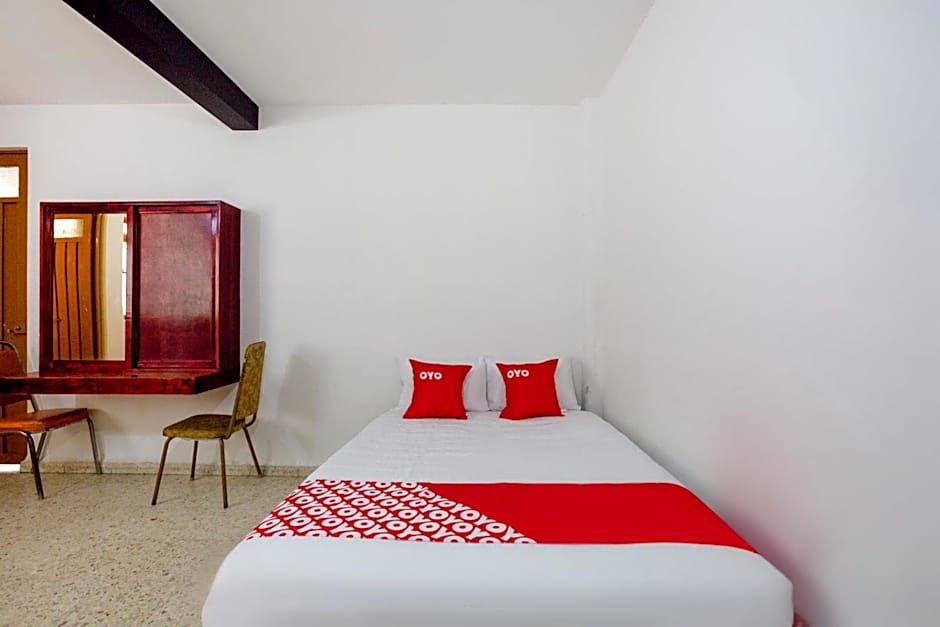 OYO Hotel Emperador