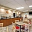 Quality Inn & Suites Fishkill South near I-84