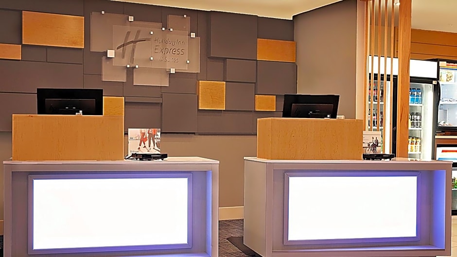 Holiday Inn Express & Suites - Chalmette - New Orleans S, an IHG Hotel