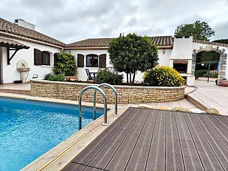 Number9 Studio - Now with air conditioning