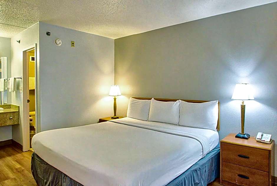 Motel 6 Buffalo Airport