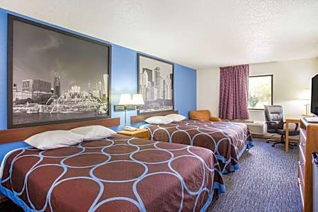 Queen Room with Two Queen Beds - Non-Smoking